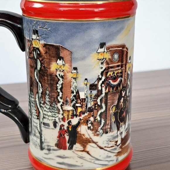 Vintage 1992 Budweiser Holiday Christmas Commemorative Beer Stein - Picture 7 of 15